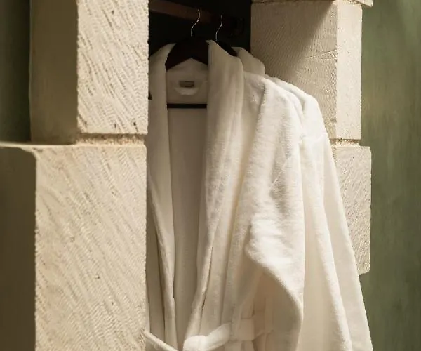 Nobili Boutique خانيا