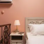 Nobili Boutique Hotel *