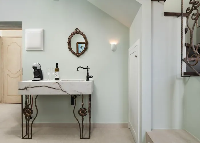 Nobili Boutique Hotel *